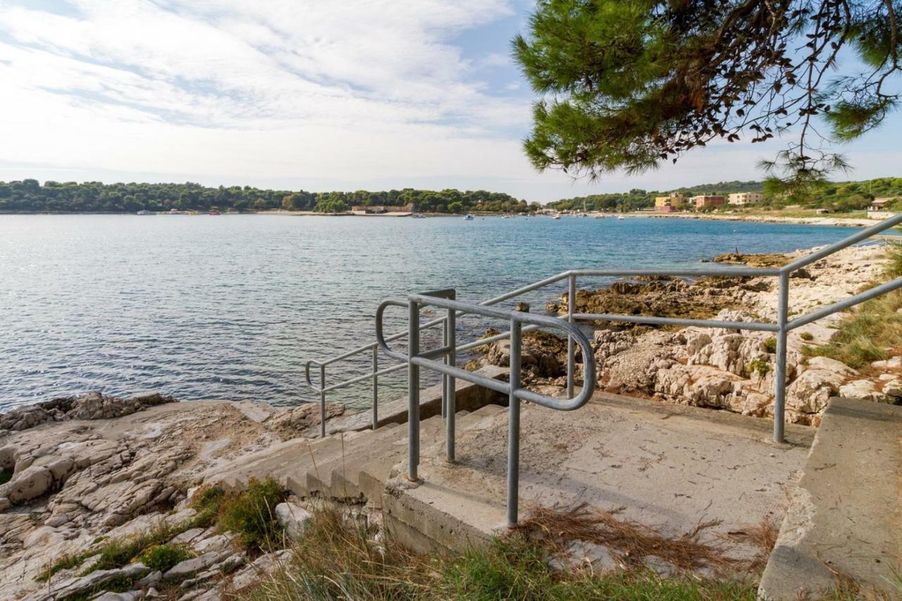 Apartments Tonka Near Beach And Sea Pula Zewnętrze zdjęcie
